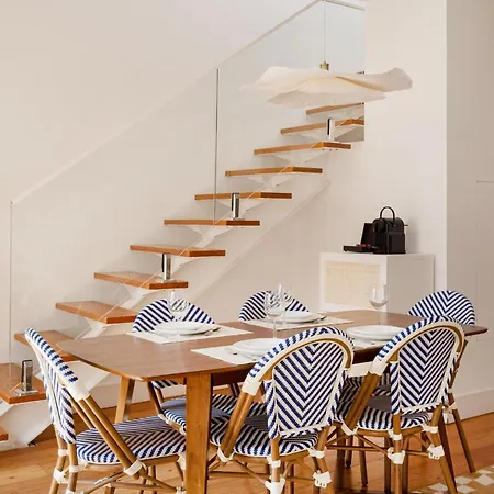 Baixa Rooftop Duplex | Apartment *