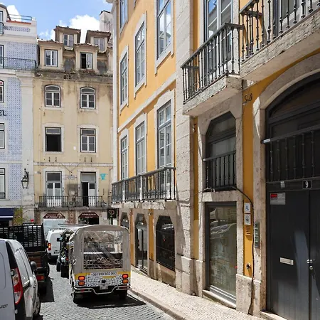 Baixa Rooftop Duplex | Lisbon